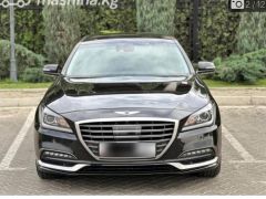 Photo of the vehicle Genesis G80