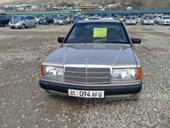 Сүрөт унаа Mercedes-Benz 190 (W201)