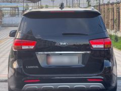 Фото авто Kia Carnival