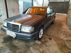 Фото авто Mercedes-Benz W124