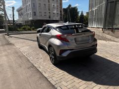 Фото авто Toyota C-HR