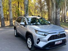 Photo of the vehicle Toyota RAV4