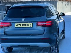 Photo of the vehicle Mercedes-Benz GLC