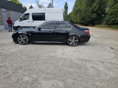 Photo of the vehicle BMW 5 Series