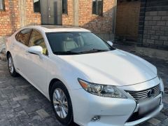 Photo of the vehicle Lexus ES