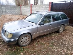 Photo of the vehicle Mercedes-Benz W124