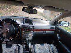 Фото авто Toyota Avensis