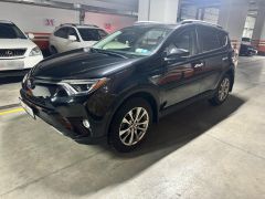 Photo of the vehicle Toyota RAV4