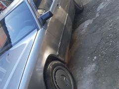 Фото авто Mercedes-Benz W124