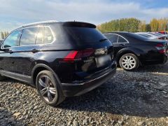 Фото авто Volkswagen Tiguan