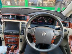 Сүрөт унаа Toyota Crown