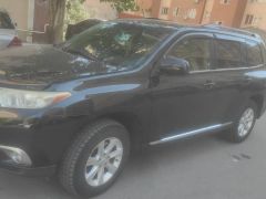 Сүрөт унаа Toyota Highlander