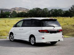 Photo of the vehicle Toyota Estima