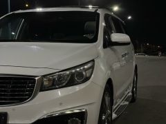 Photo of the vehicle Kia Carnival