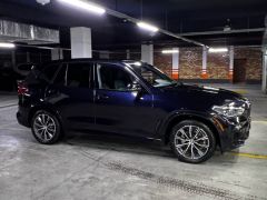 Photo of the vehicle BMW X5