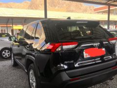 Photo of the vehicle Toyota RAV4