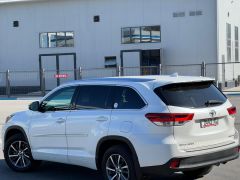 Сүрөт унаа Toyota Highlander