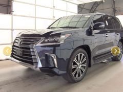 Photo of the vehicle Lexus LX