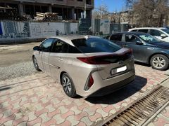 Фото авто Toyota Prius