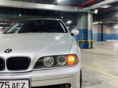 Фото авто BMW 5 серии