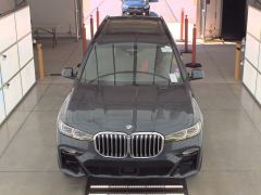 Сүрөт унаа BMW X7