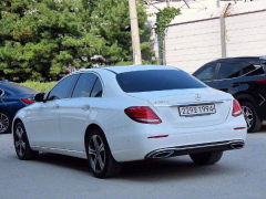 Photo of the vehicle Mercedes-Benz E-Класс