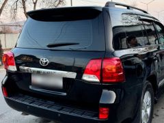 Фото авто Toyota Land Cruiser