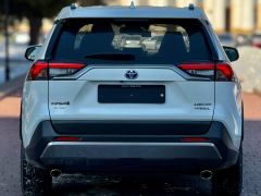 Сүрөт унаа Toyota RAV4