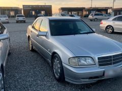 Сүрөт унаа Mercedes-Benz C-Класс