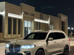 Photo of the vehicle BMW X7