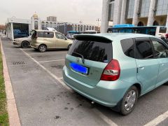 Photo of the vehicle Honda Fit