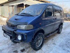 Сүрөт унаа Mitsubishi Delica