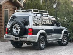 Сүрөт унаа Mitsubishi Pajero