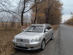 Сүрөт унаа Toyota Avensis