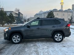 Сүрөт унаа Toyota RAV4