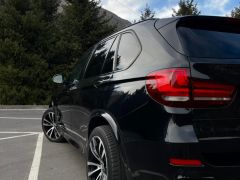 Photo of the vehicle BMW X5