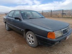 Photo of the vehicle Audi 100