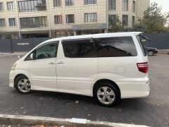 Фото авто Toyota Alphard