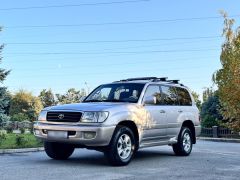 Photo of the vehicle Toyota Land Cruiser