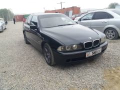 Photo of the vehicle BMW 5 Series