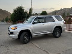 Photo of the vehicle Toyota 4Runner