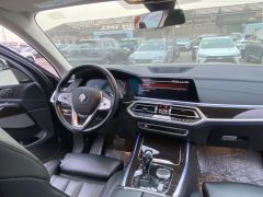 Photo of the vehicle BMW X7