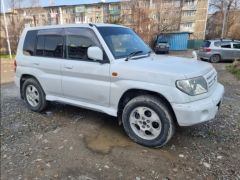 Сүрөт унаа Mitsubishi Pajero iO