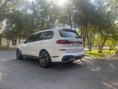 Photo of the vehicle BMW X7