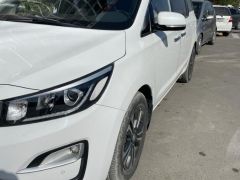 Сүрөт унаа Kia Carnival