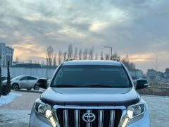 Сүрөт унаа Toyota Land Cruiser Prado