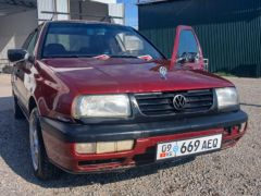 Фото авто Volkswagen Vento