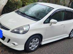 Photo of the vehicle Honda Fit