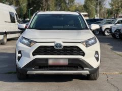 Сүрөт унаа Toyota RAV4