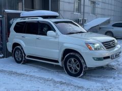 Photo of the vehicle Lexus GX